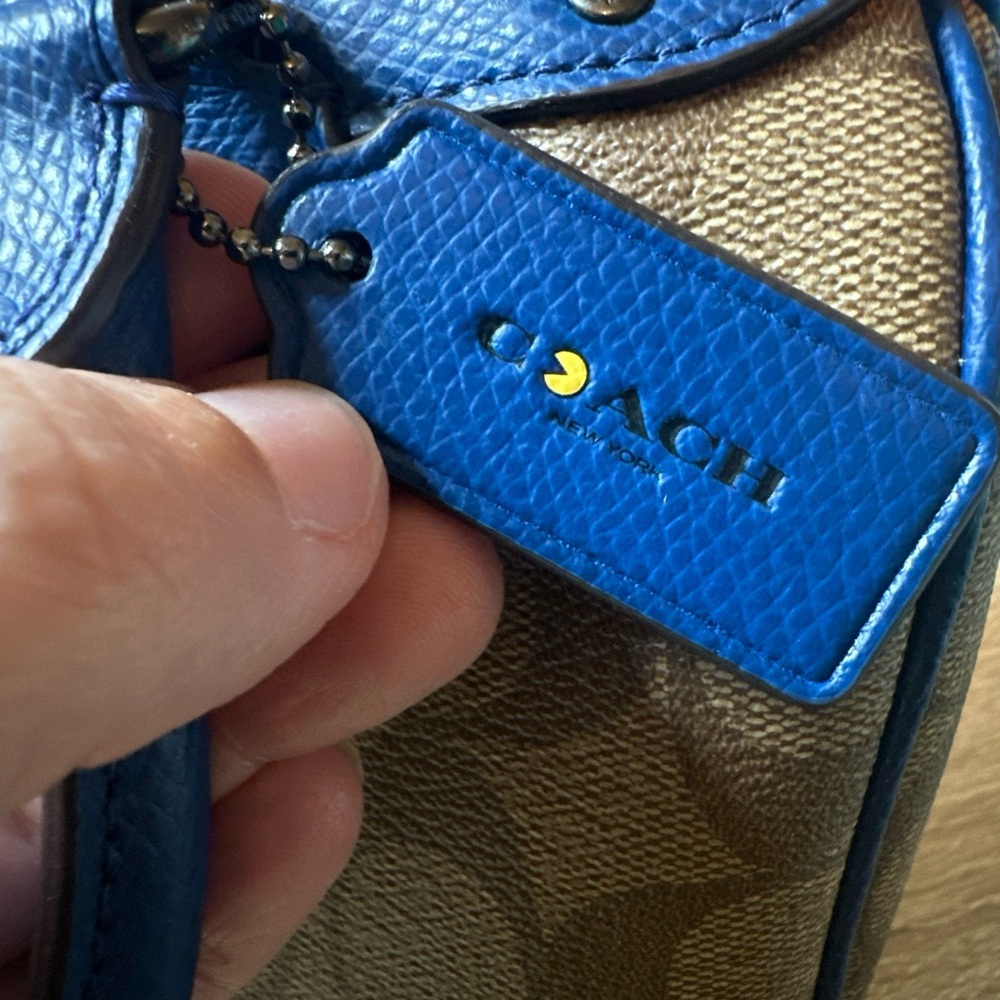 COACH LIMITED EDITION PACMAN MINI BENNETT SATCHEL has been authenticated - Picture 3 of 11